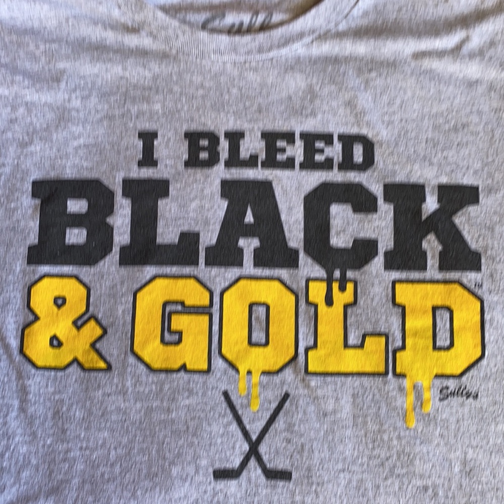 Bruins Tee - Picture 2 of 3